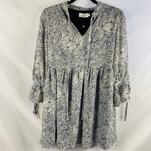 Molly Bracken Floral Boho Babydoll Style Dress Size XS NWT‎